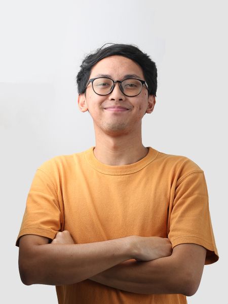 yaponka isin na dace vnutr Bir yigit jojani tasma bilan sikayapti